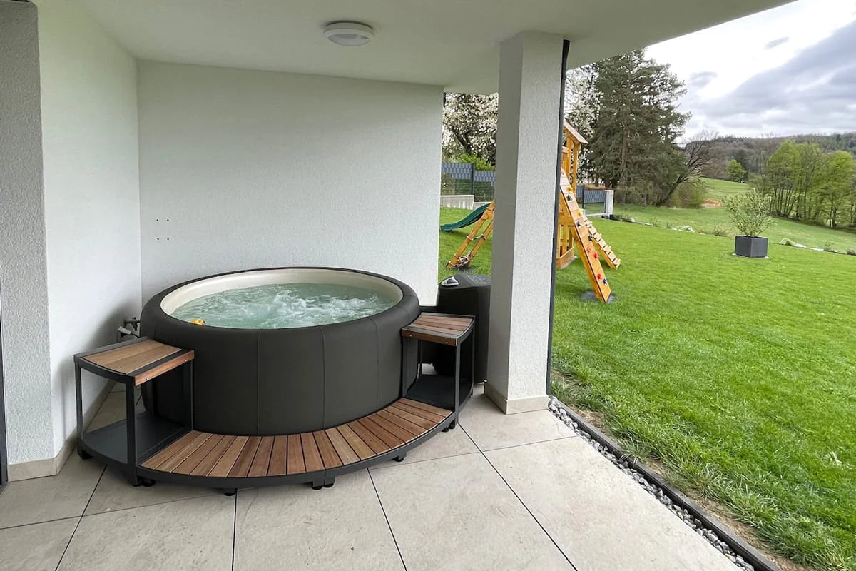 Softub Whirlpool STEPPER Edelstahl-Stauseeholz