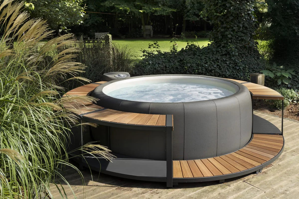 Softub Whirlpool UMRANDUNG Stauseeholz