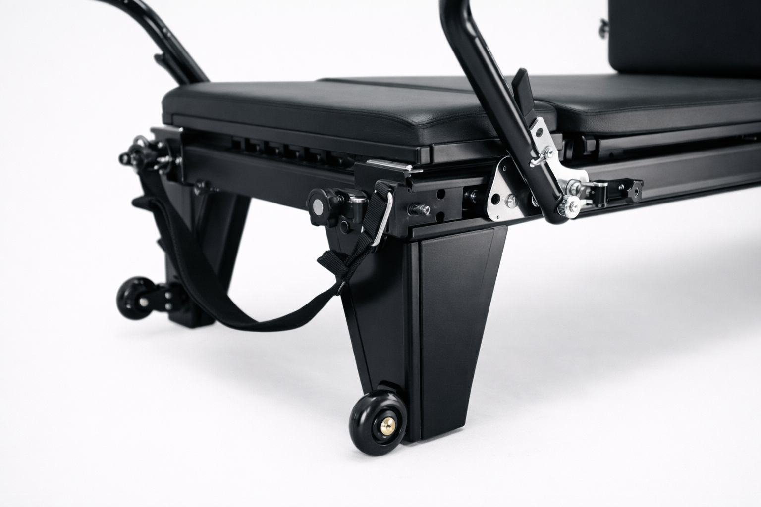 The Virtù Line Reformer TRAMONTO – Ansicht 5 — Pilates Reformer | The Virtù Line