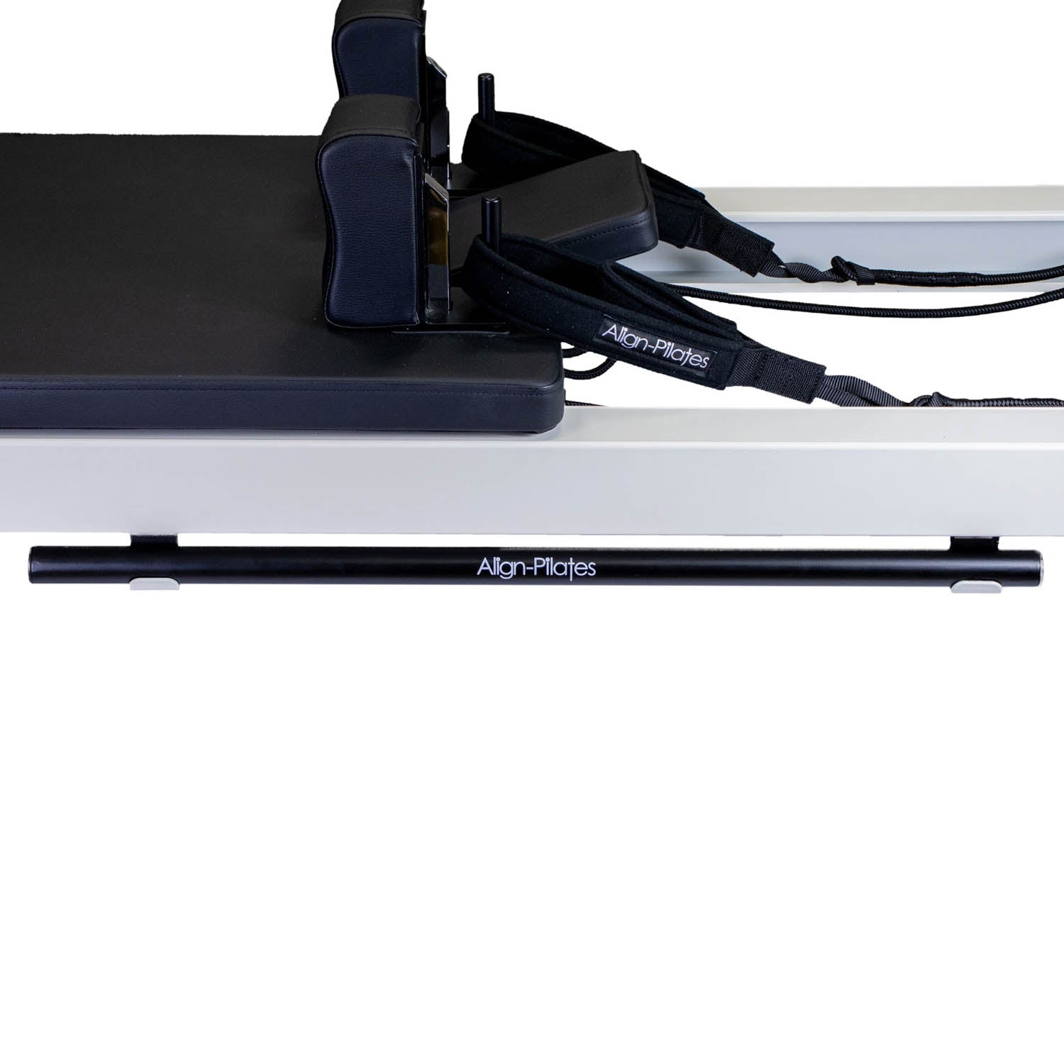 Align Pilates Metall-Pole im Einsatz am Reformer