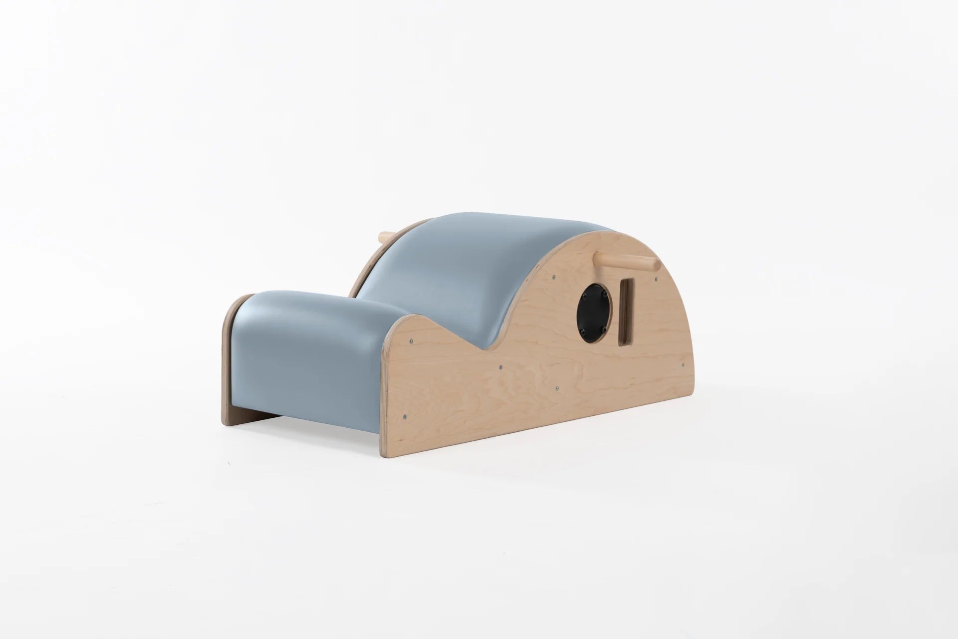 Balanced Body Clara Step Barrel – Ansicht 15 — Pilates Barrel | Balanced Body