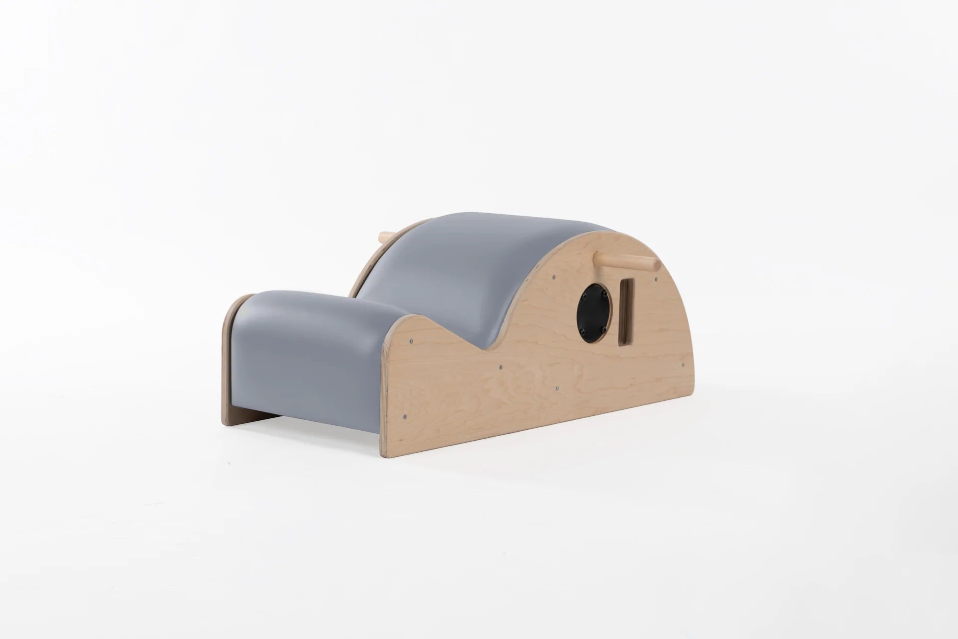 Balanced Body Clara Step Barrel – Ansicht 27 — Pilates Barrel | Balanced Body
