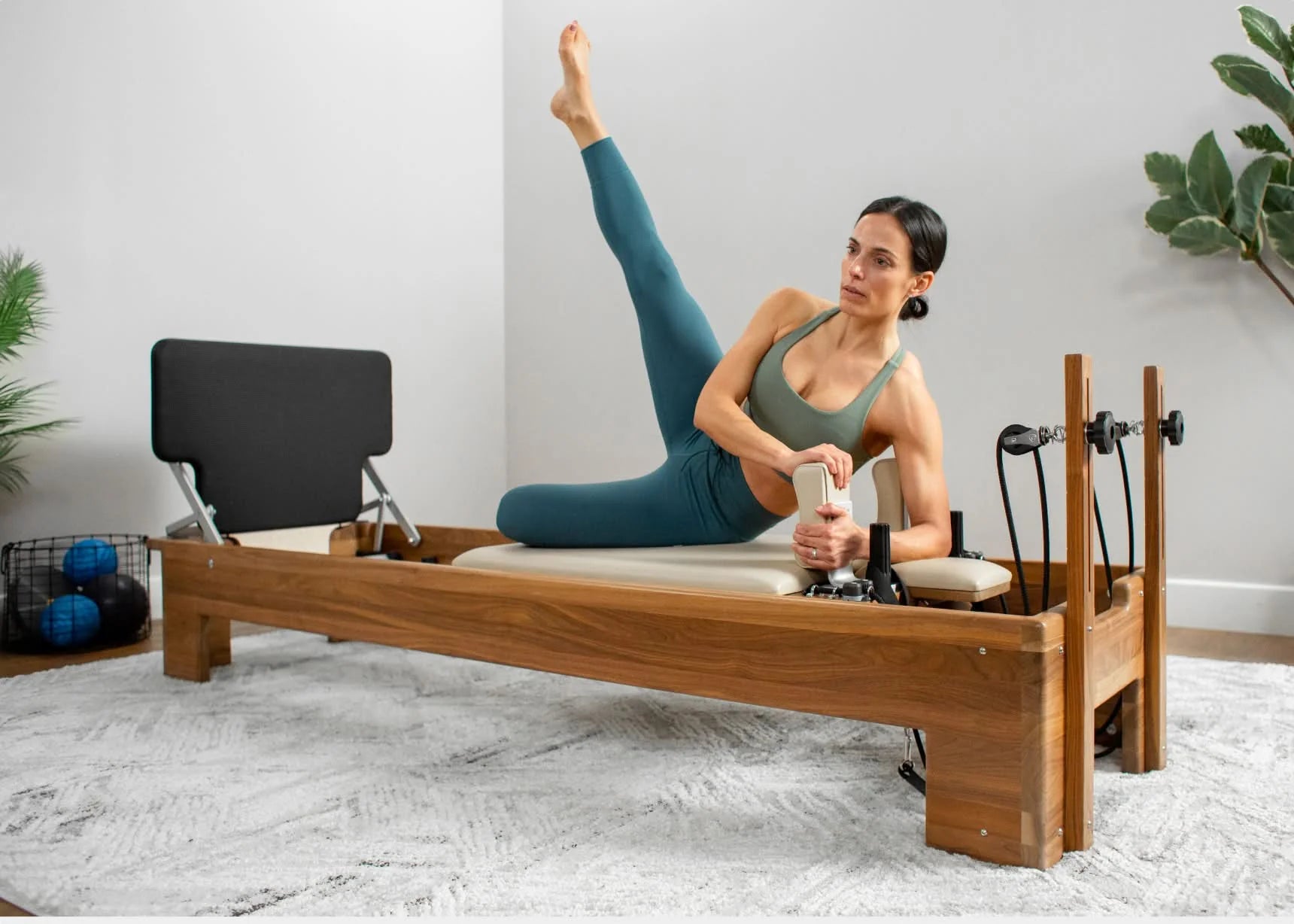 Balanced Body Padded Jumpboard – Ansicht 12 — Pilates Zubehör | Balanced Body