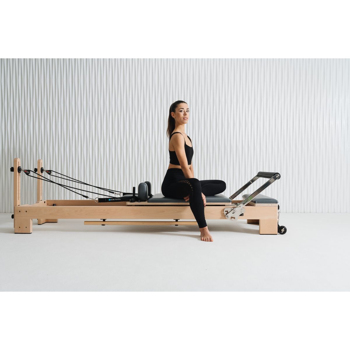 Elina Pilates Lignum Reformer – Ansicht 10 — Pilates Reformer | Elina Pilates