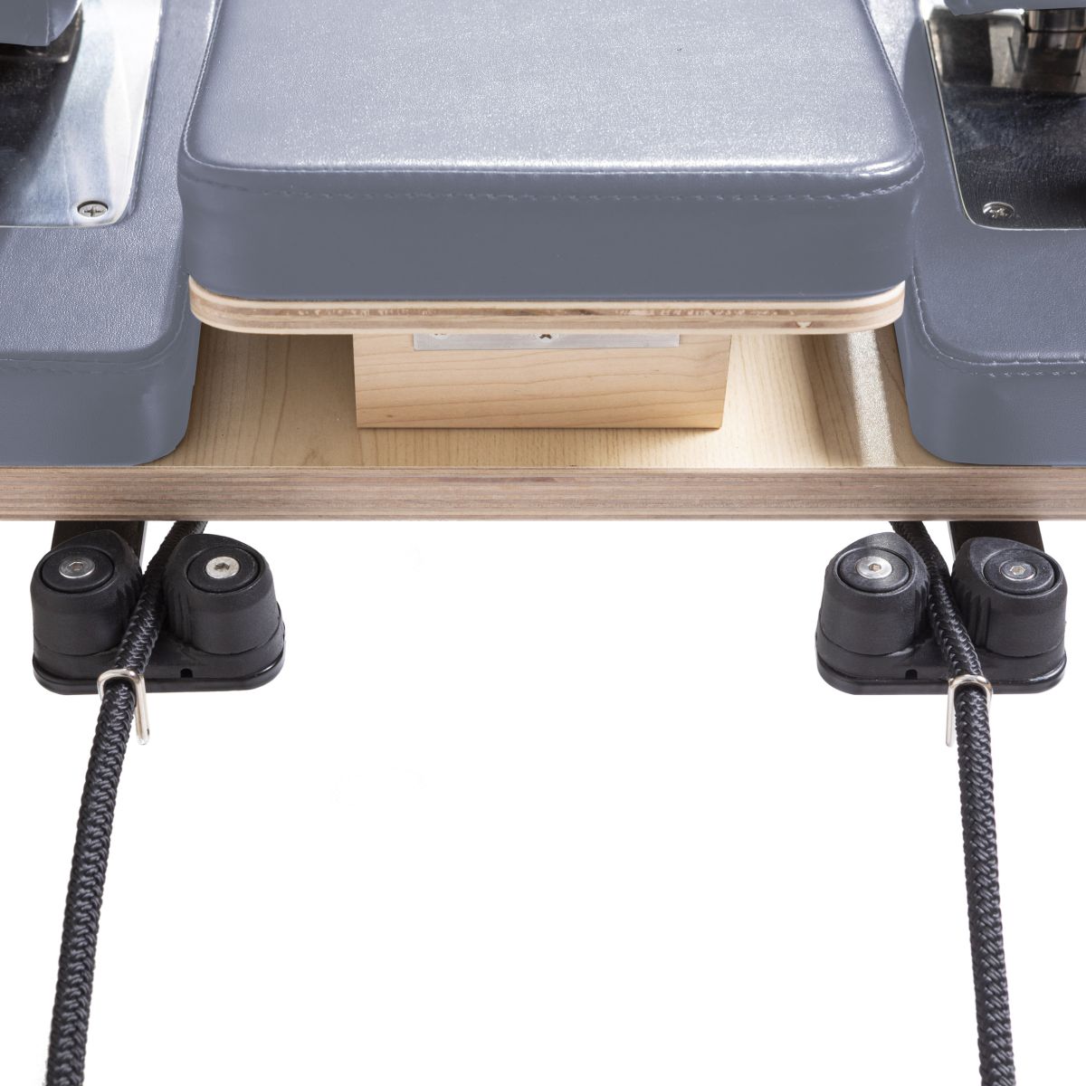 Elina Pilates Master Instructor Reformer – Ansicht 9 — Pilates Reformer | Elina Pilates