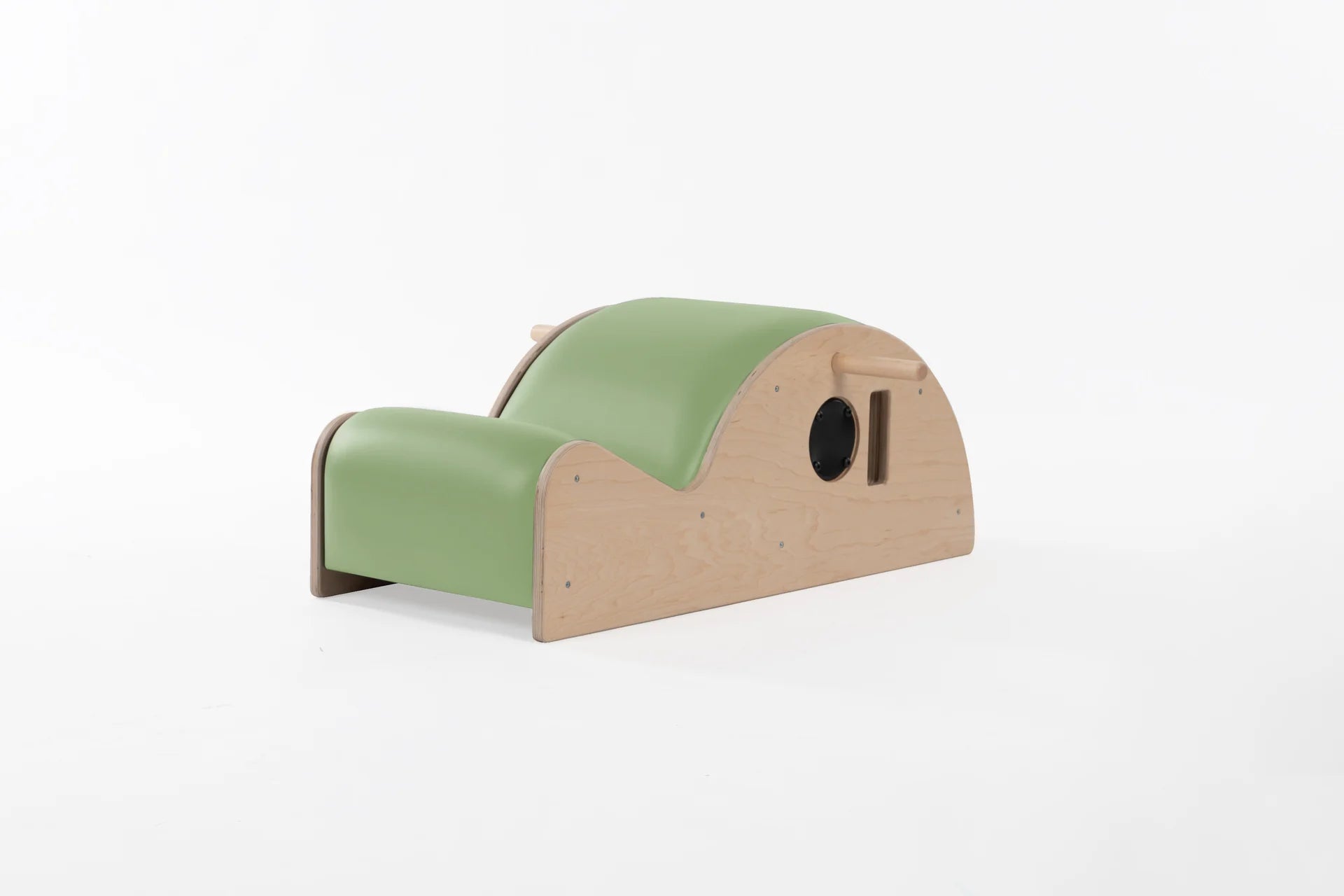 Balanced Body Clara Step Barrel – Ansicht 30 — Pilates Barrel | Balanced Body