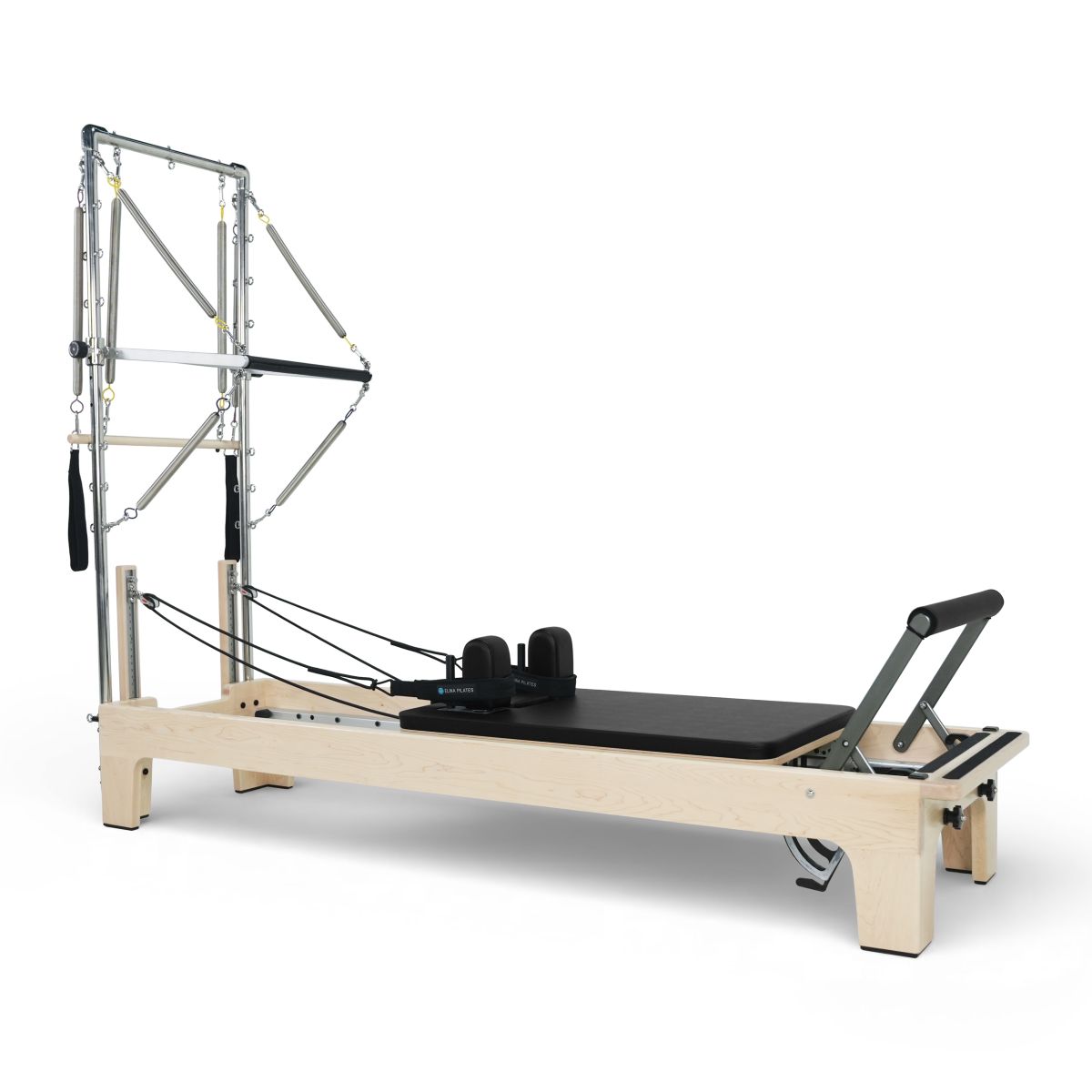 Elina Pilates The Club Reformer mit Half Cadillac