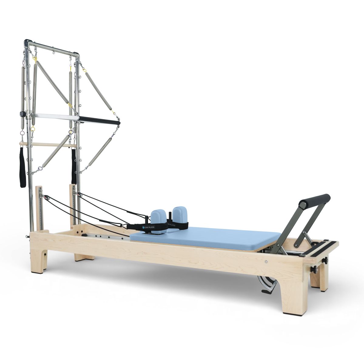 Elina Pilates The Club Reformer mit Half Cadillac