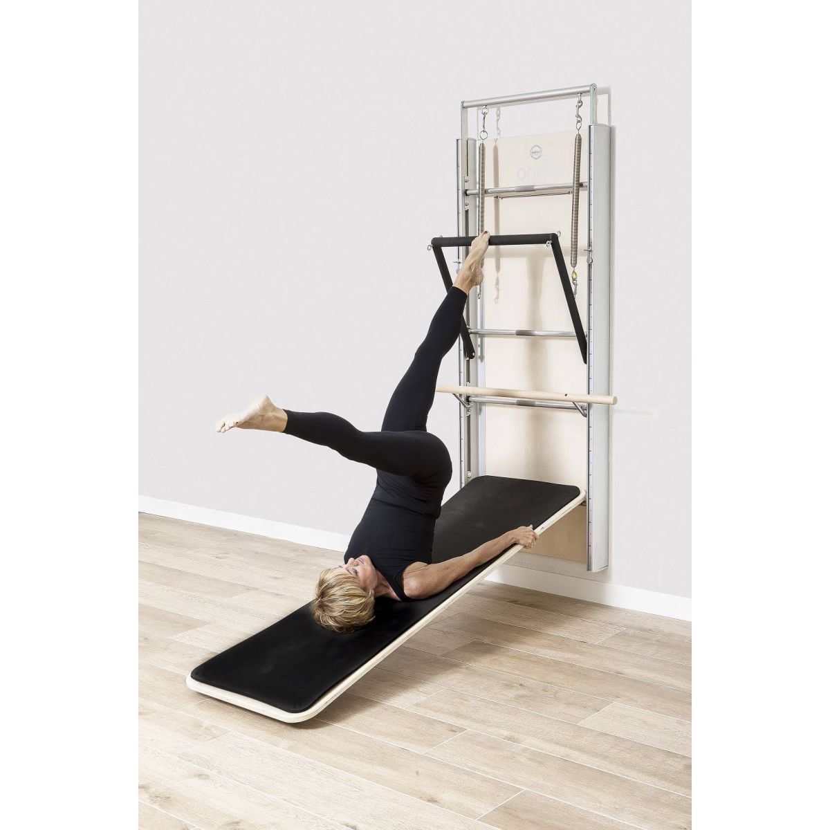 Elina Pilates Wall Board ONNE – Ansicht 4 — Pilates Zubehör | Elina Pilates
