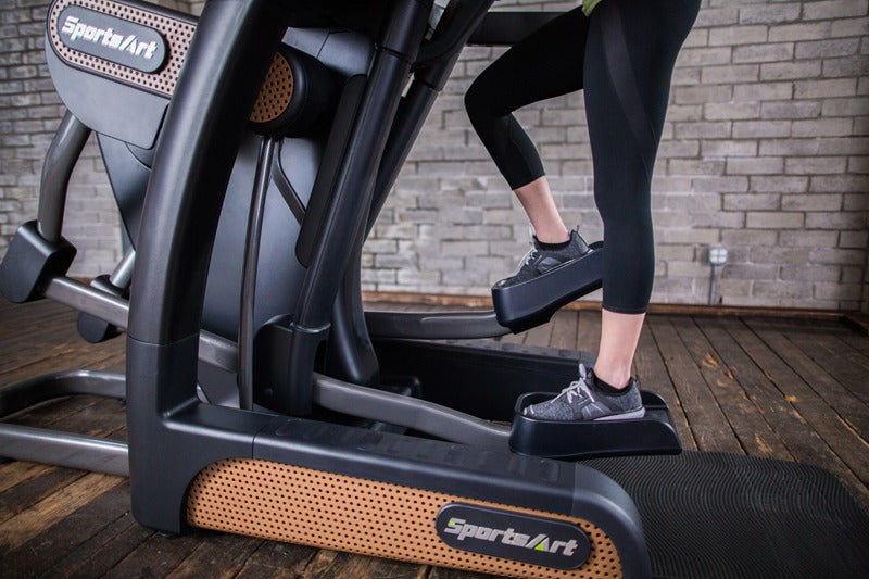 SportsArt ECO-NATURAL Status Line Crosstrainer Verso V886