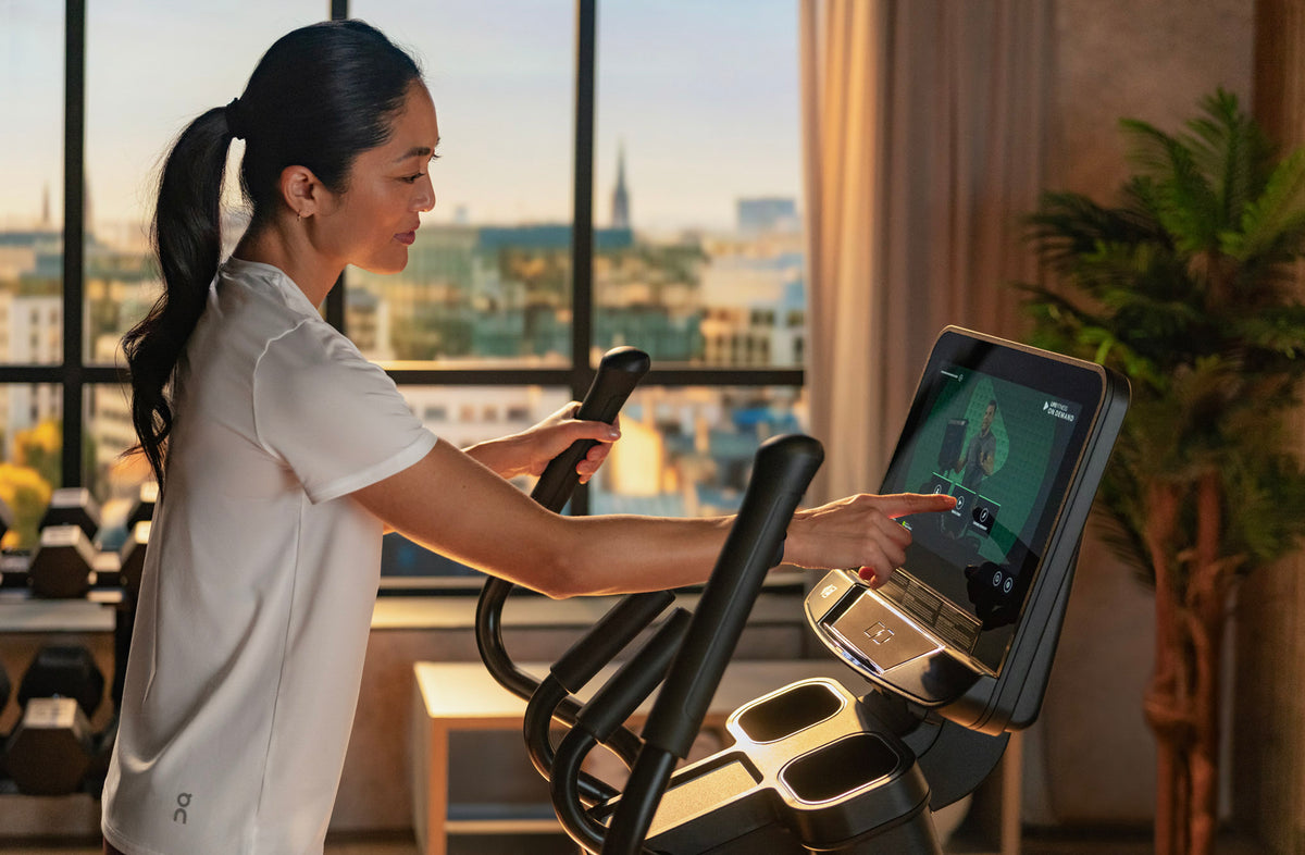 Life Fitness Atmos Crosstrainer