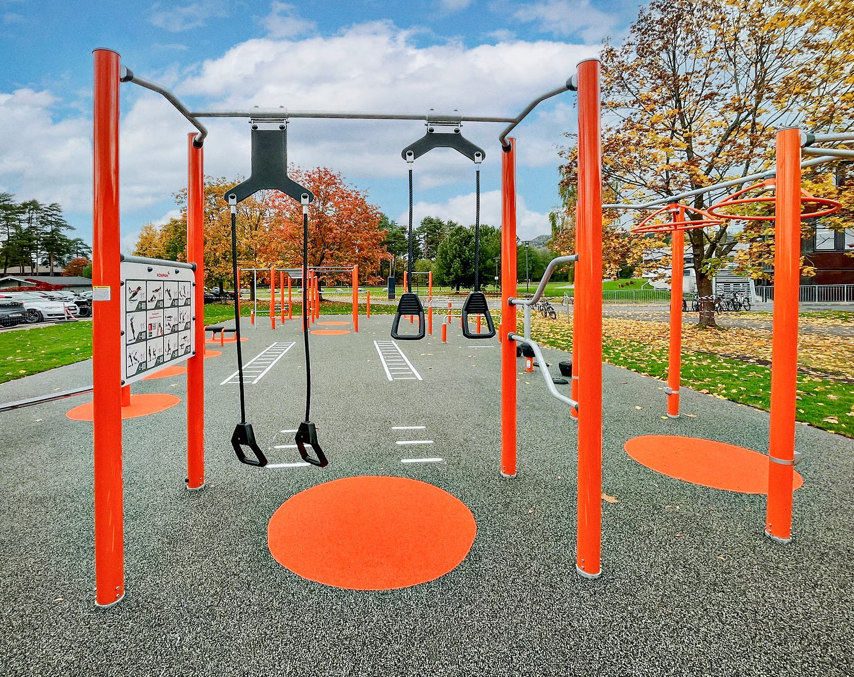 Kompan Outdoor Crosstraining Compact Combi 4