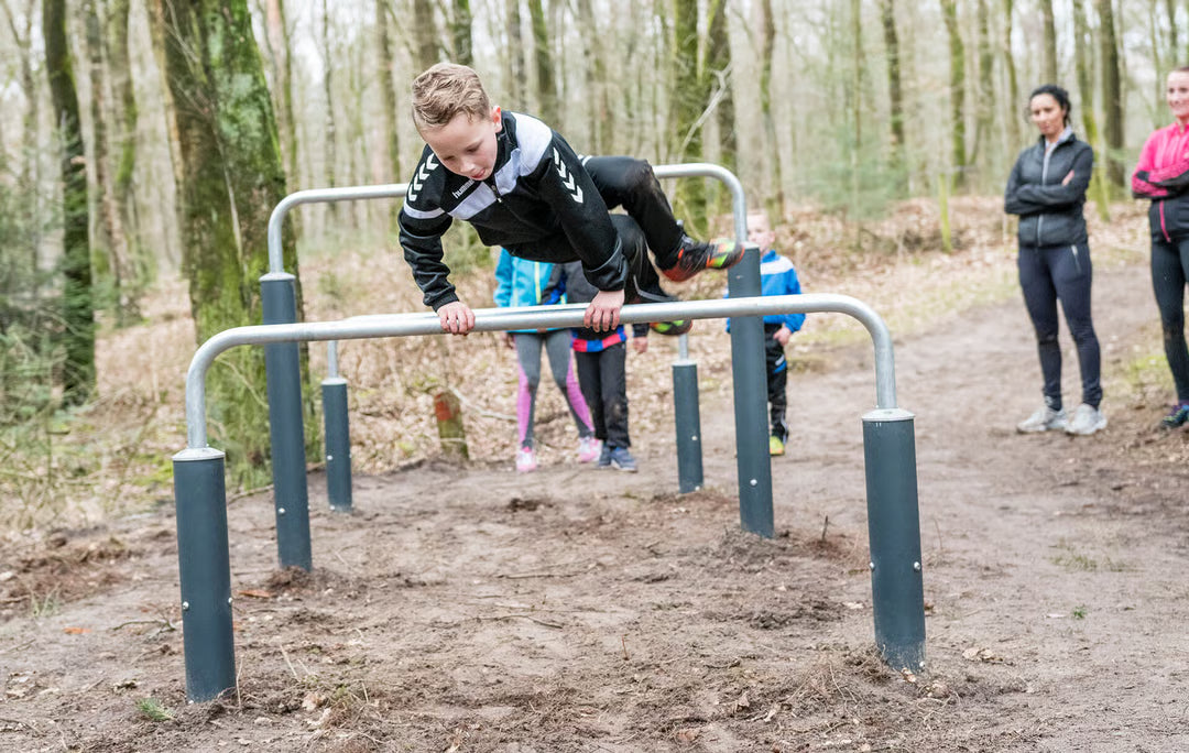 Kompan Outdoor Hindernisparcours Drüber-Drunter-Strecke