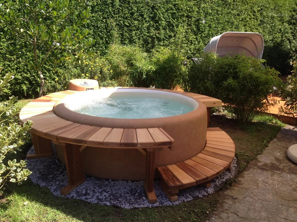 Softub Whirlpool UMRANDUNG Holz