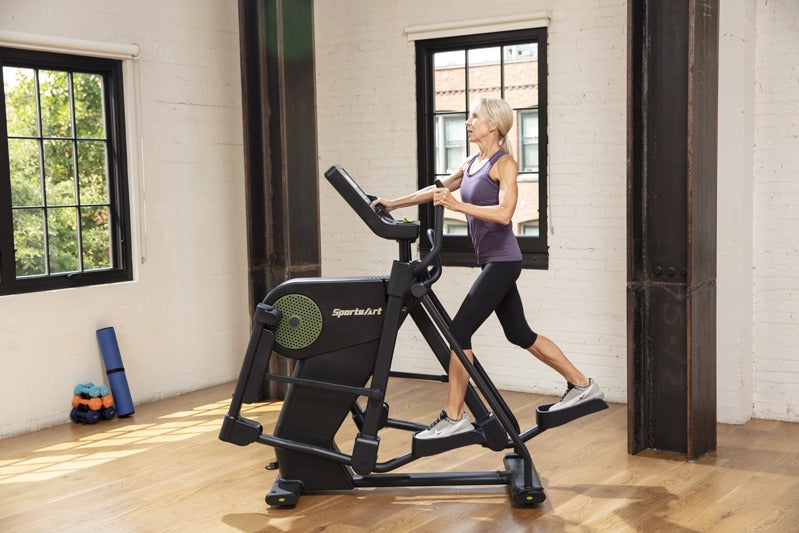 SportsArt ECO-POWR Status Line Ellipsentrainer G866 Front-Drive