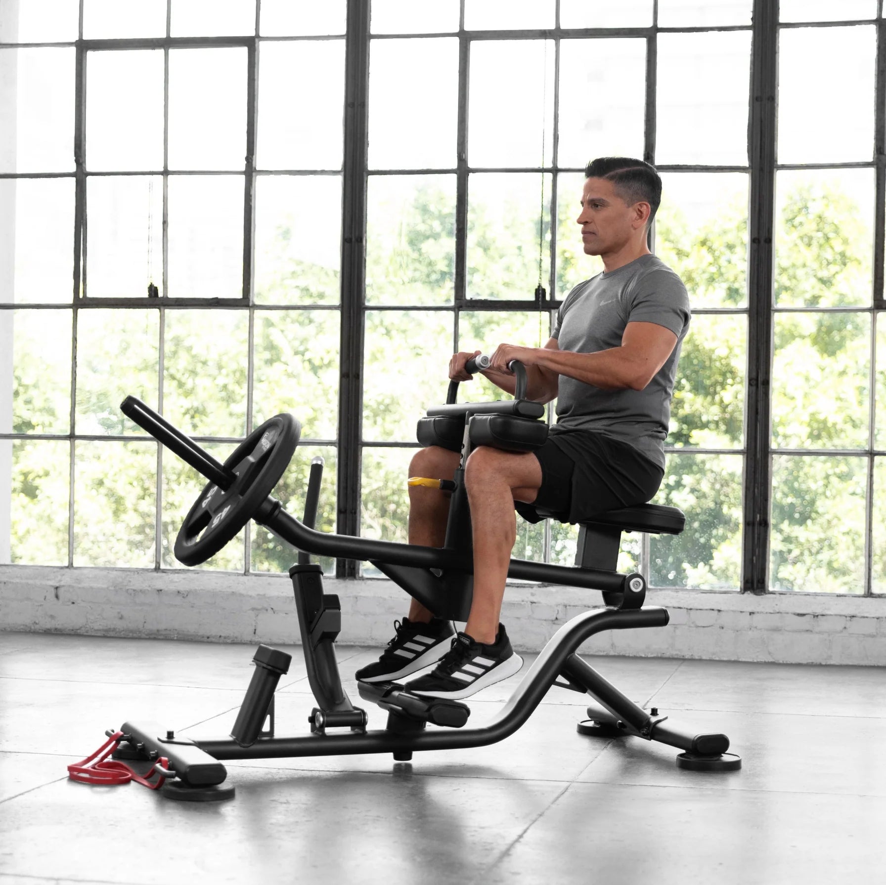 Vision Fitness Wadenmaschine sitzend Plate Loaded