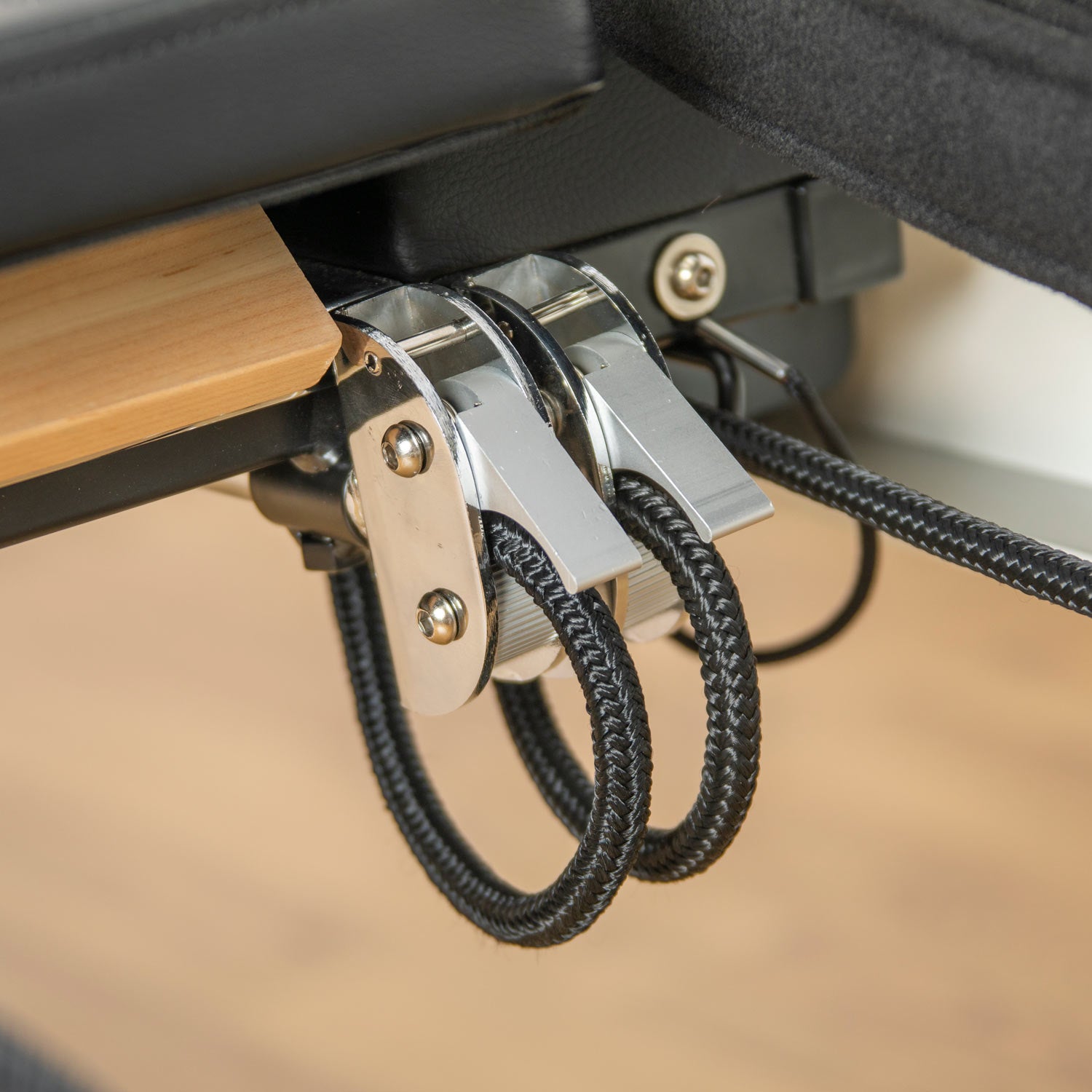 Align Pilates C8-S Pro Reformer – Ansicht 7 — Pilates Reformer | Align Pilates