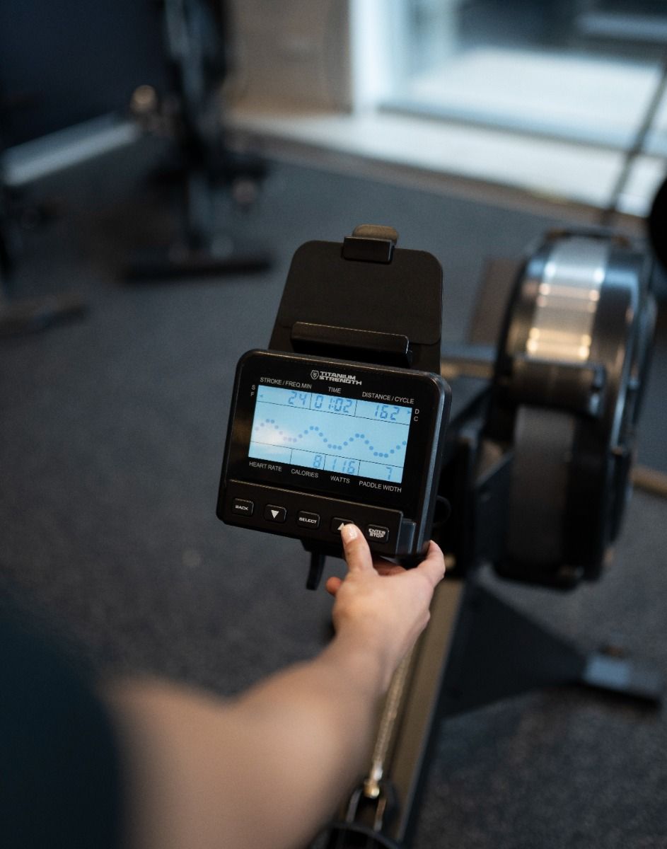 Titanium Strength Air Rower Rudergerät