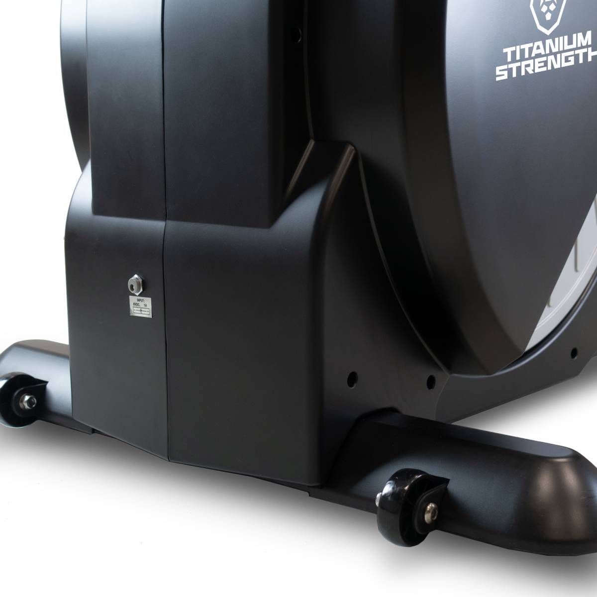 Titanium Strength Crosstrainer Performance Series CT900