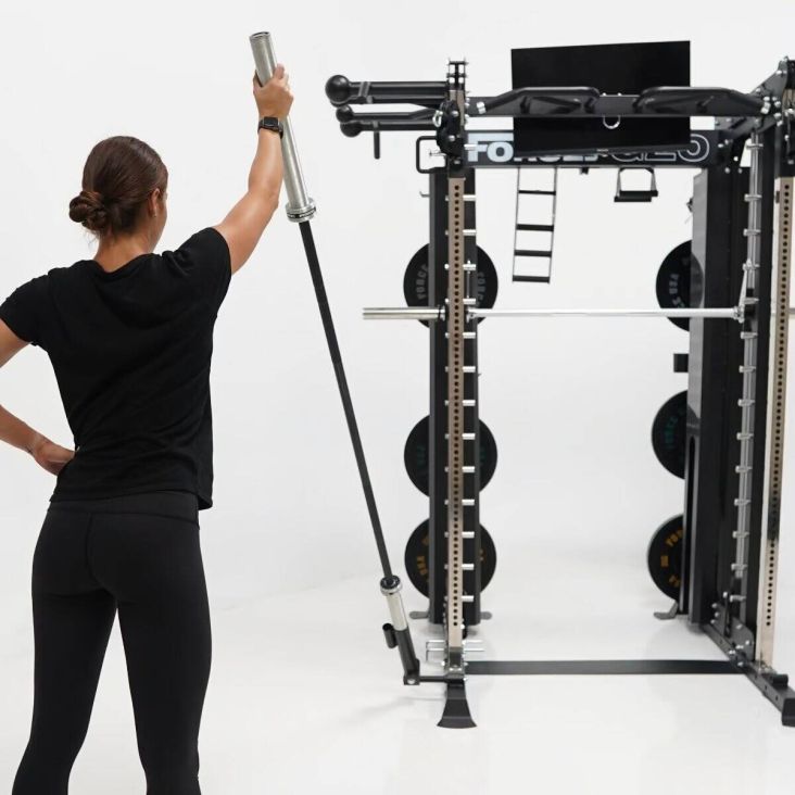 ForceUSA G20 V2 Pro All-In-One Trainer - Smith Machine, Functional Trainer, Power Rack, Beinpresse und Ruderstation