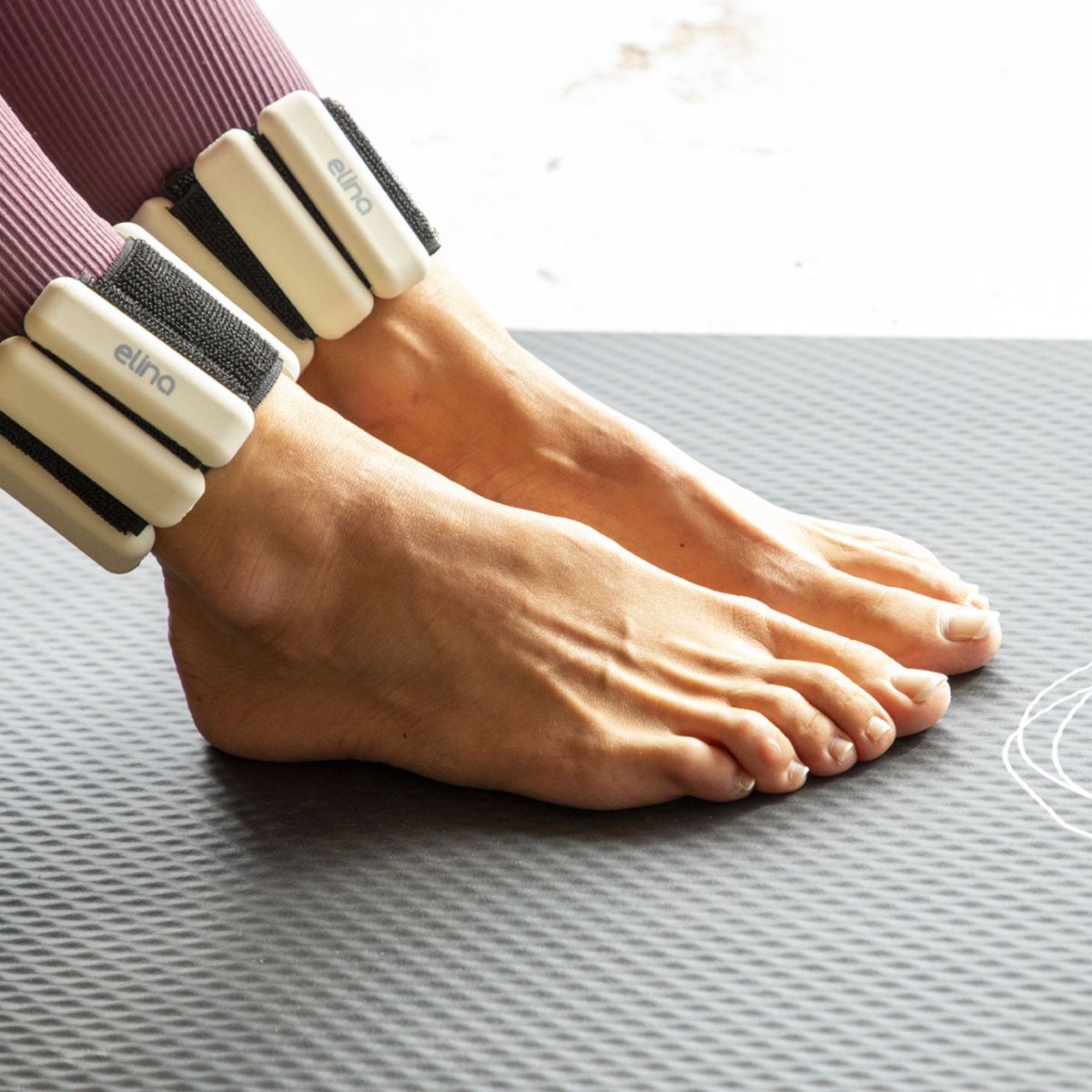 Elina Pilates Gewichtsmanschetten (Paar) – Ansicht 2 — Pilates Zubehör | Elina Pilates