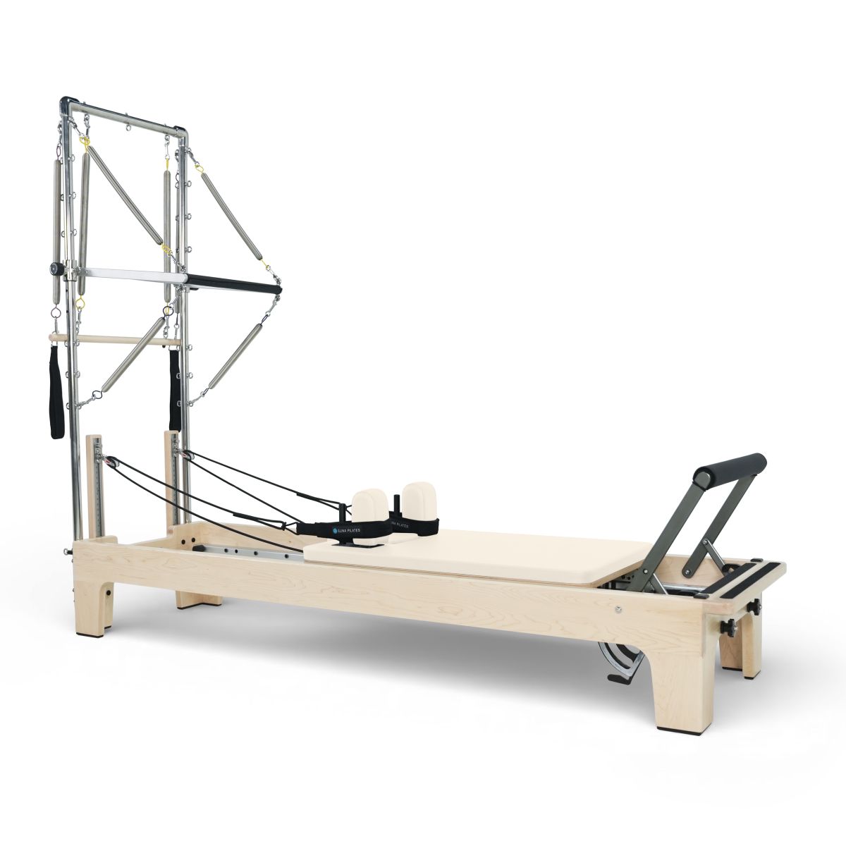 Elina Pilates The Club Reformer mit Half Cadillac