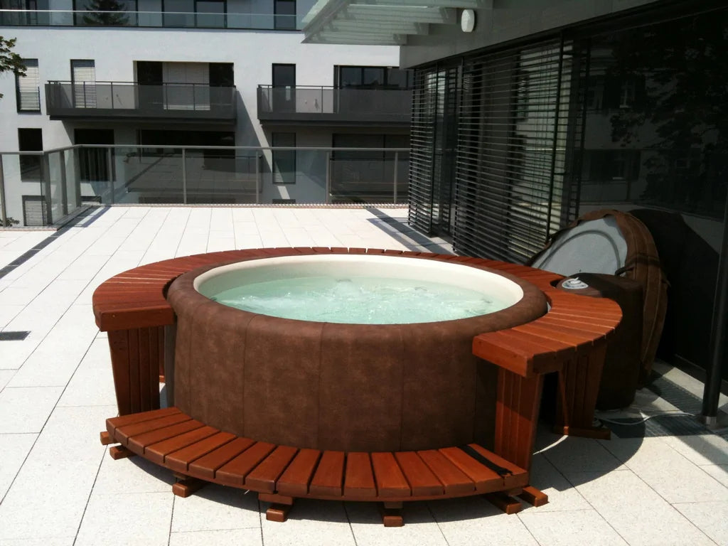 Softub Whirlpool UMRANDUNG Holz