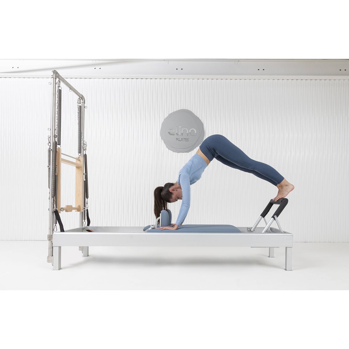 Elina Pilates Classic Aluminium 86" Reformer mit Half Cadillac – Ansicht 6 — Pilates Reformer | Elina Pilates