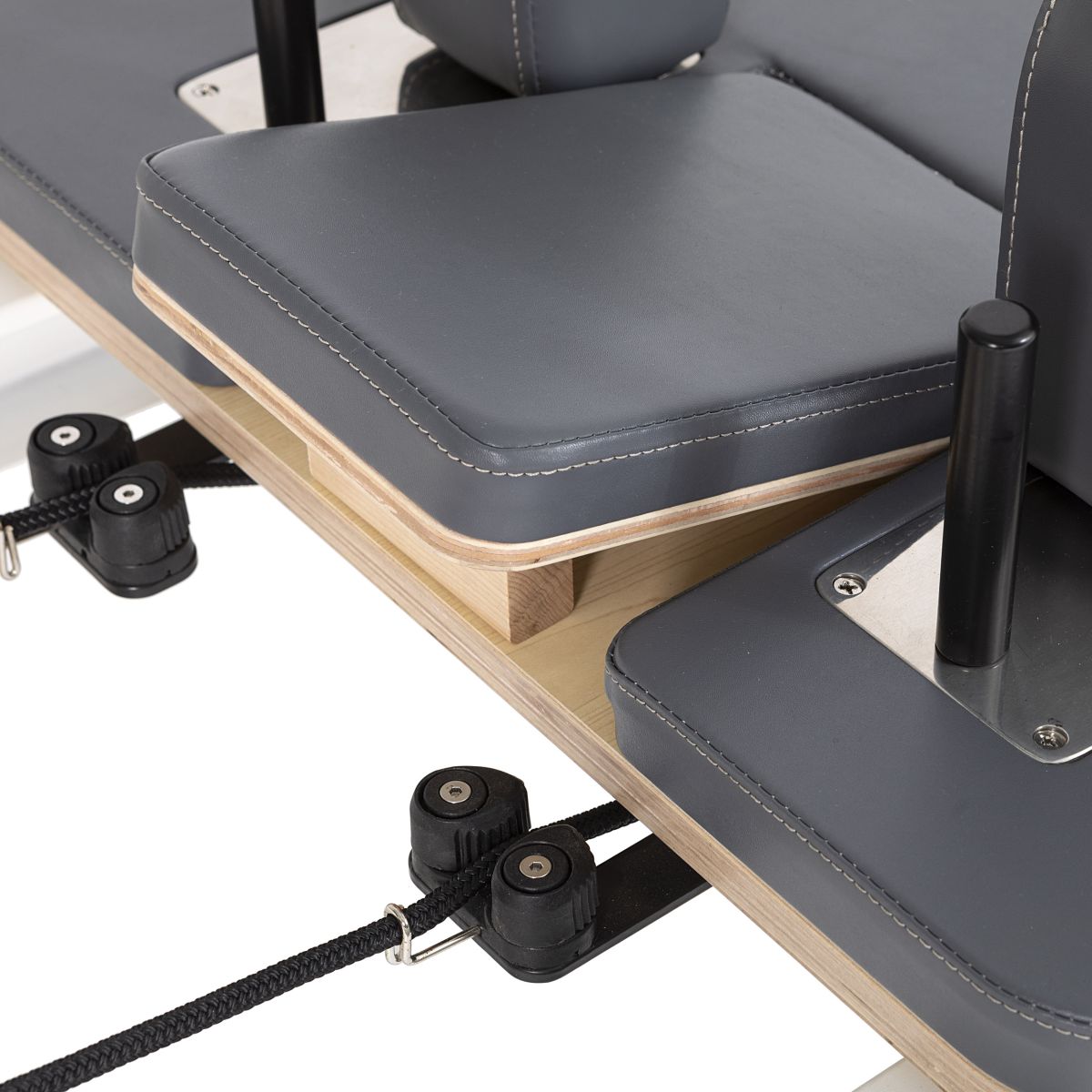 Elina Pilates Nubium Reformer – Ansicht 6 — Pilates Reformer | Elina Pilates