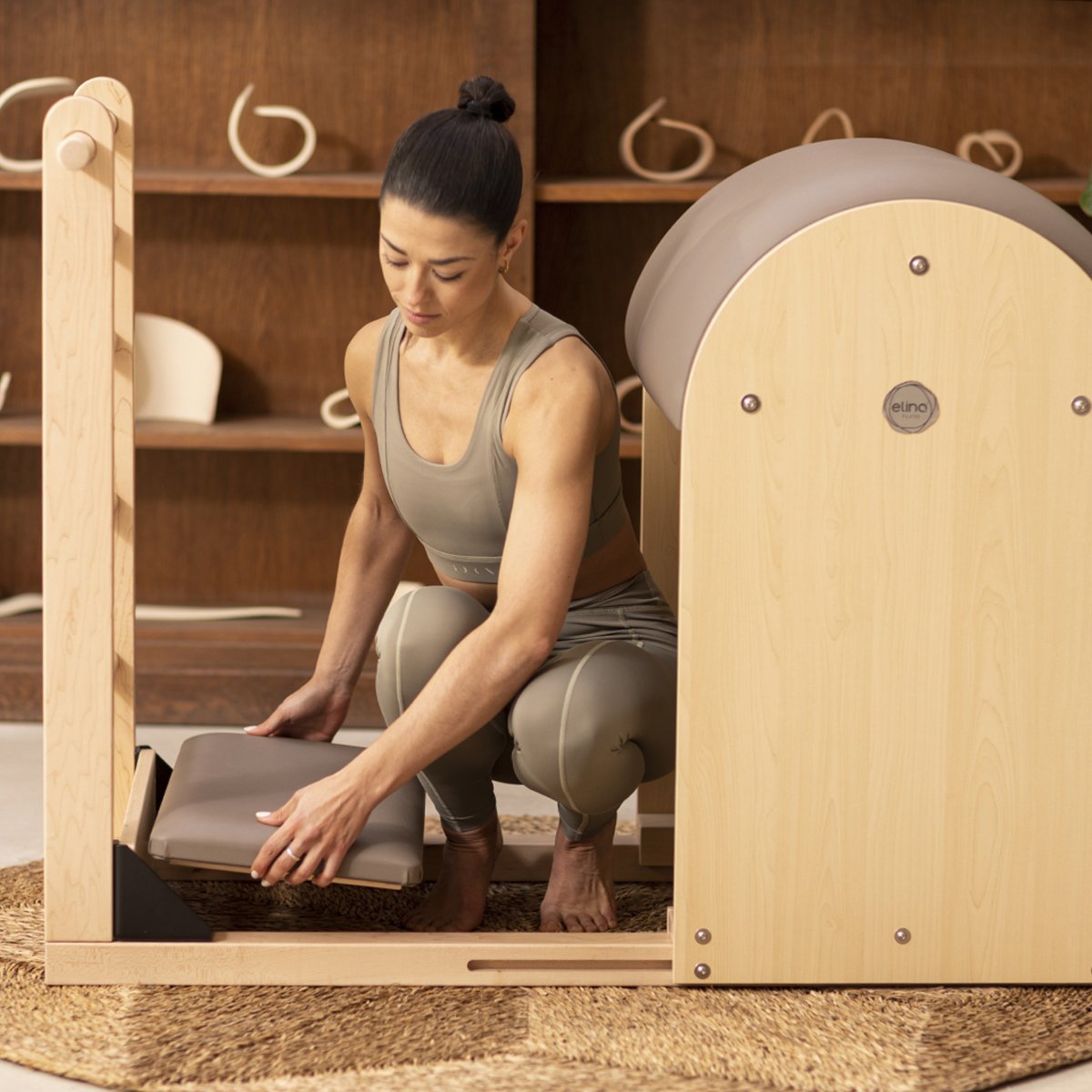 Elina Pilates Ladder Barrel Elite mit Holz – Ansicht 14 — Pilates Barrel | Elina Pilates
