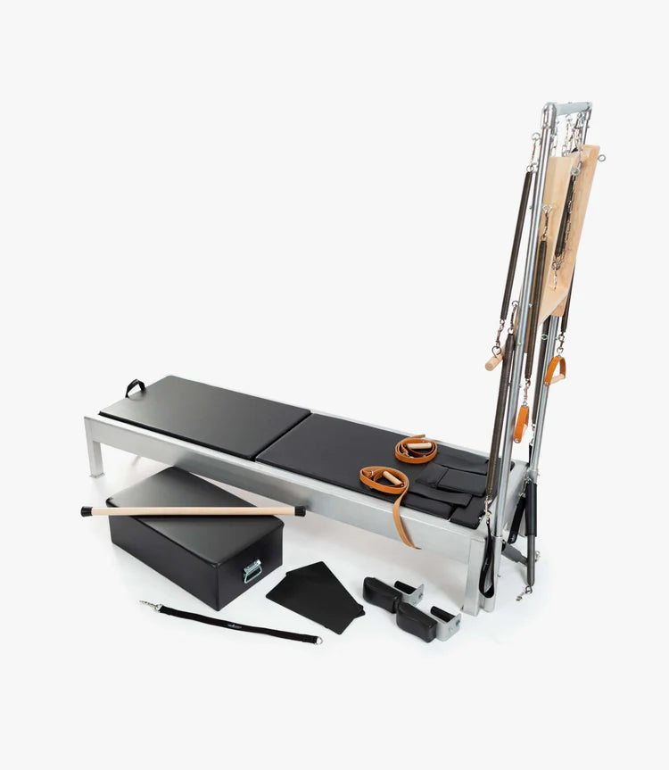 Contrology by Balanced Body Reformer mit Turm – Ansicht 3 — Pilates Reformer | Balanced Body