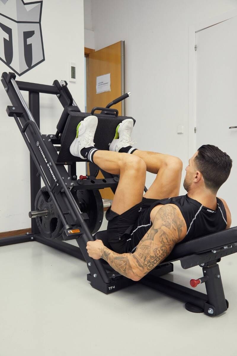 Titanium Strength Beinpresse / Hack Squat TF4