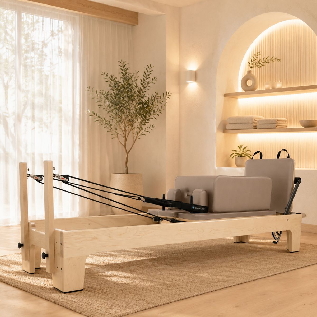 Elina Pilates The Club Reformer