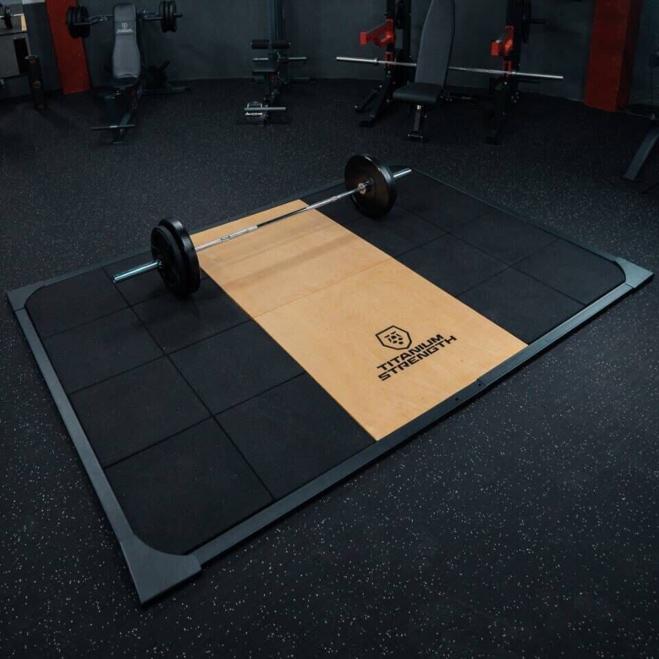 Titanium Strength Tatami Plattform für Kreuz- und Gewichtheben 2x3m