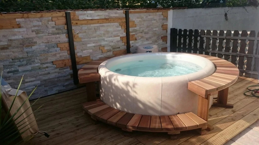 Softub Whirlpool UMRANDUNG Holz